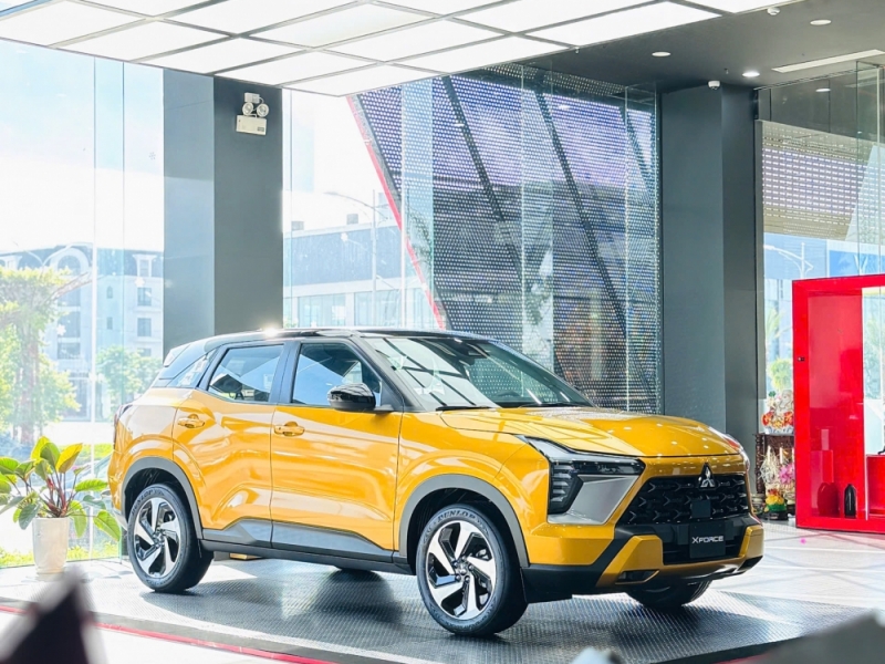 MITSUBISHI XFORCE