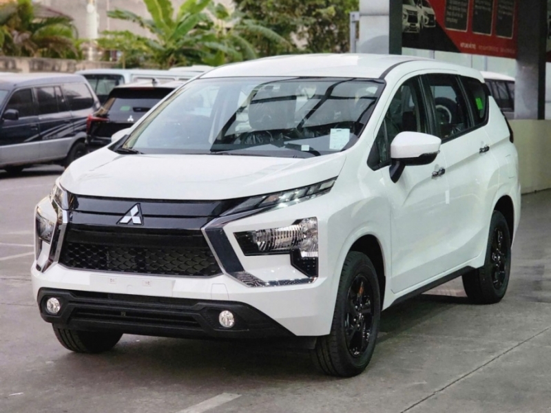 MITSUBISHI XPANDER