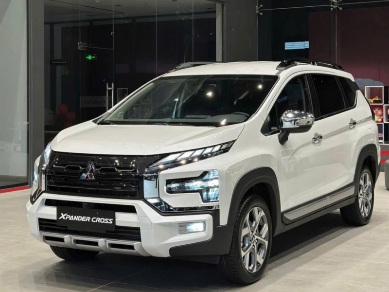 MITSUBISHI XPANDER CROSS